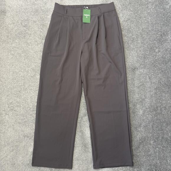 HALARA Straight Leg- mushroom color.
Button closure.
Very light weight. - Picture 6 of 16